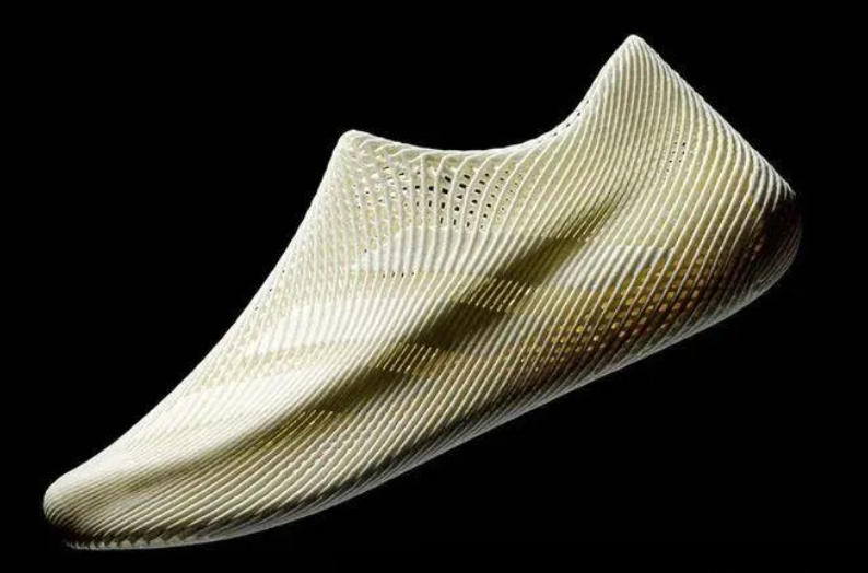 adidas利用3D打印技術(shù)，一體成型新式跑鞋 image